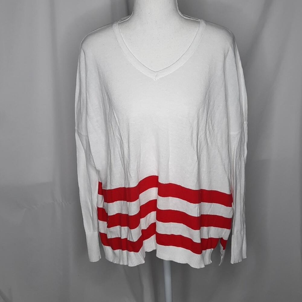 Sweet Romeo Women's Oversized V-Neck Striped Sweater White/Red Small